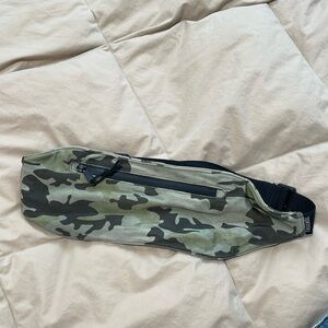 Camo Triangl Fanny pack/belt bag